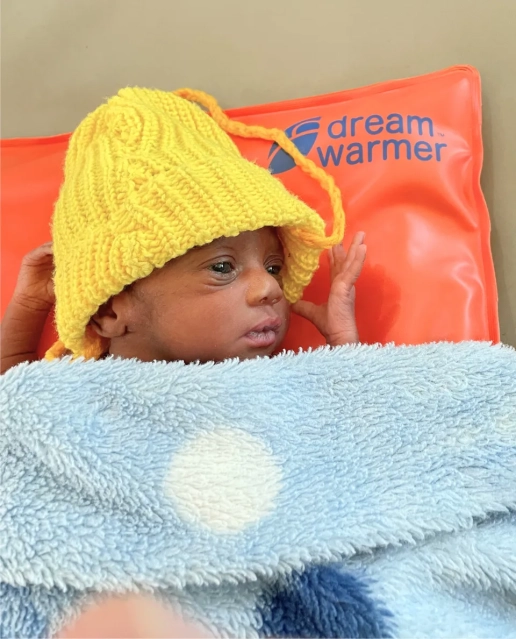 Combating newborn hypothermia with dreamwarmer